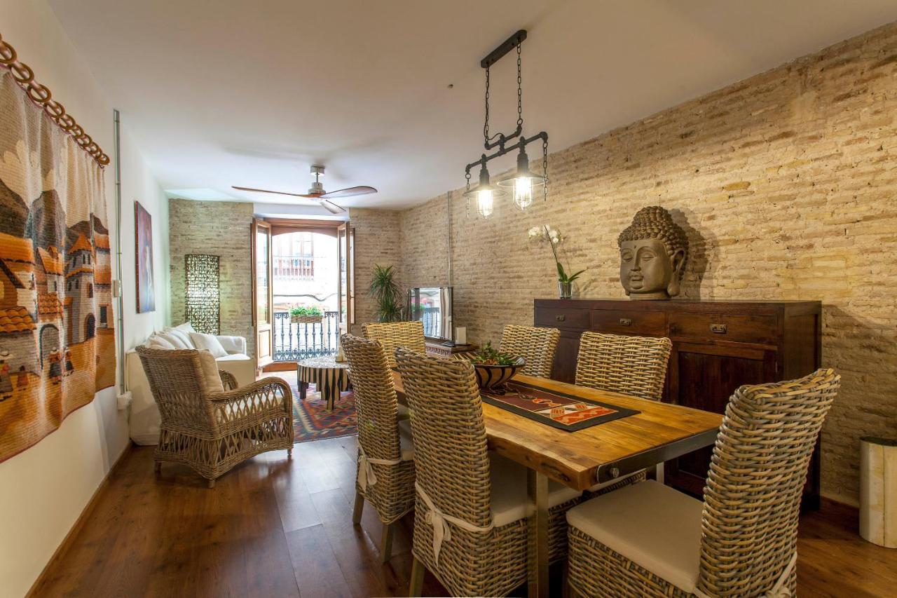 Luxurious & Alluring Home In Historic Town Valencia Luaran gambar